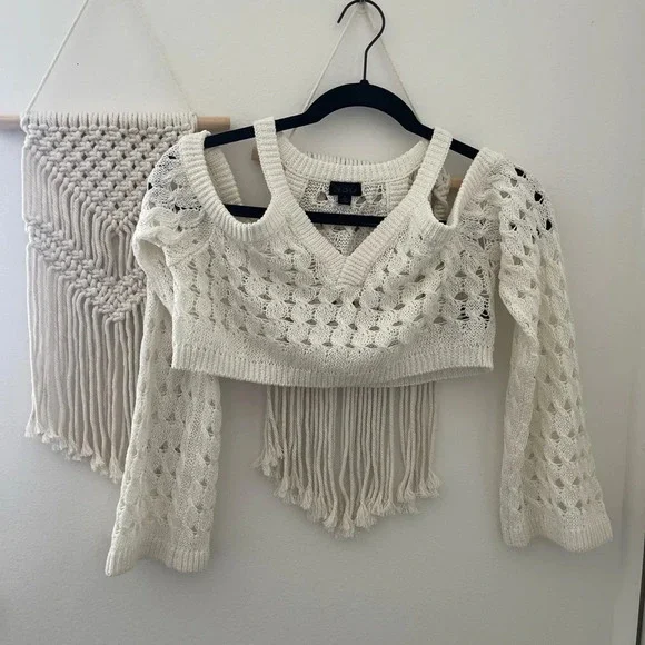 NBD Marcella Open Cable Cropped Pullover - Picture 2 of 8